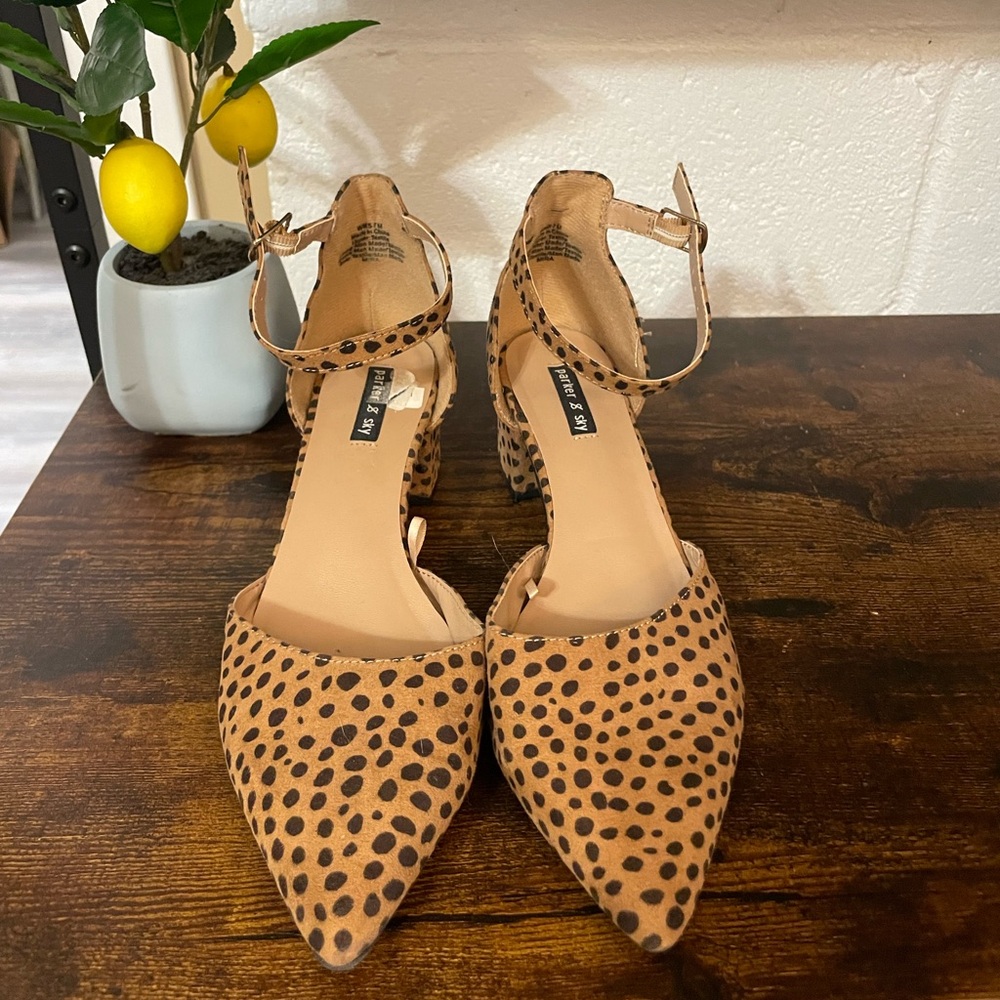 Pointed Toe Short Heels